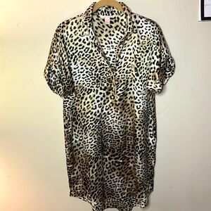 VS Leopard Print Button Down Satin Sleep Shirt, Size Small